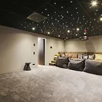 Villa Bastille With Services By Pick A Flat